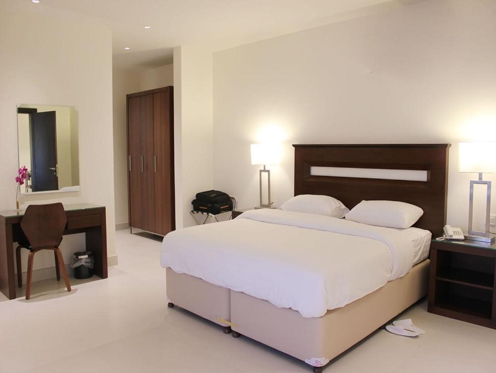 Room image 3